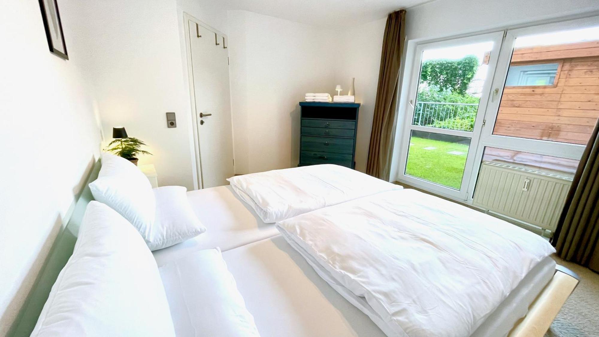 Ludwigshome Luxus - Zentral, Kostenloser Parkplatz, Terrasse Ludwigsburg Buitenkant foto